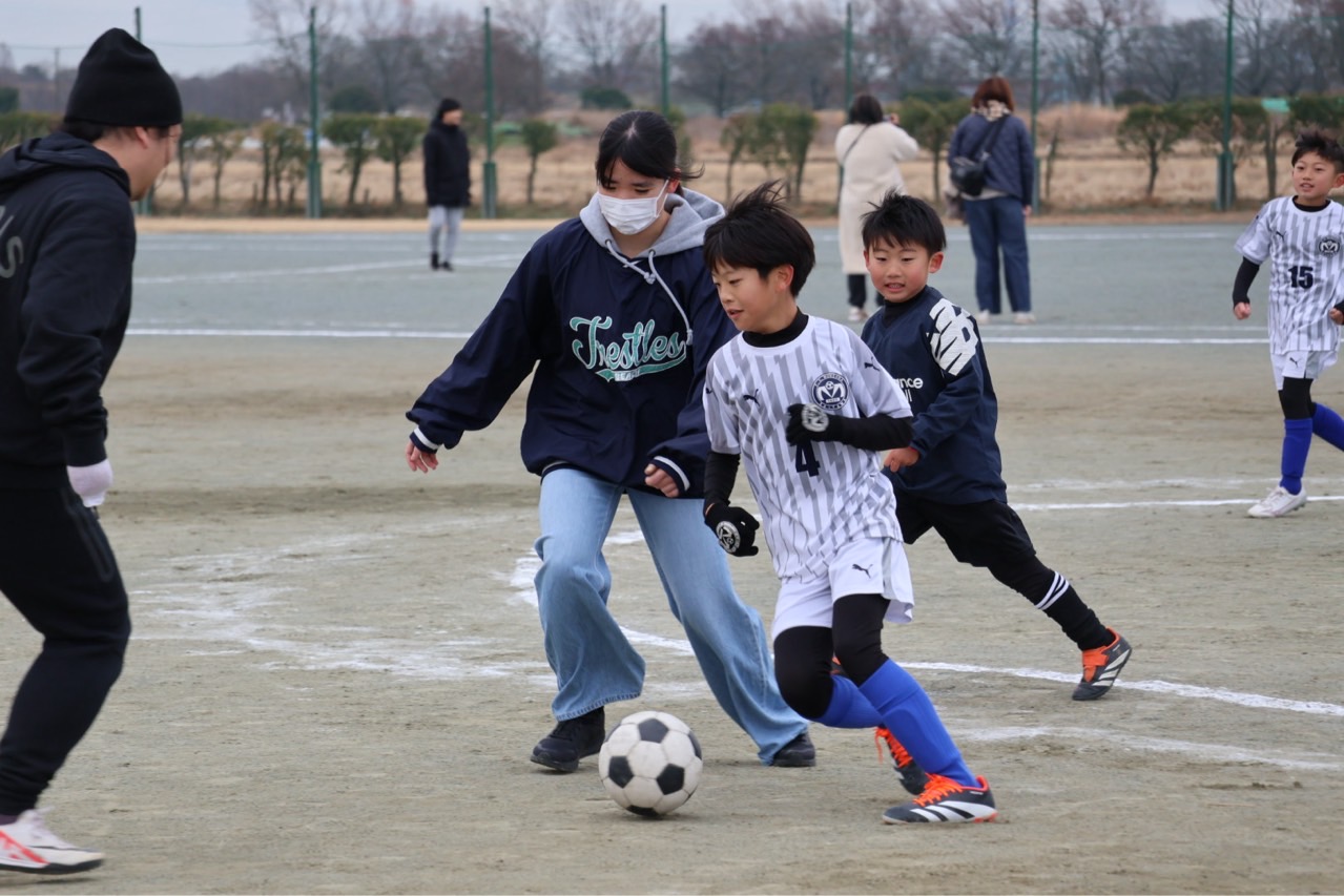 BandPhoto_2025_01_15_17_50_19.jpg BandPhoto_2025_01_15_17_50_19.jpg